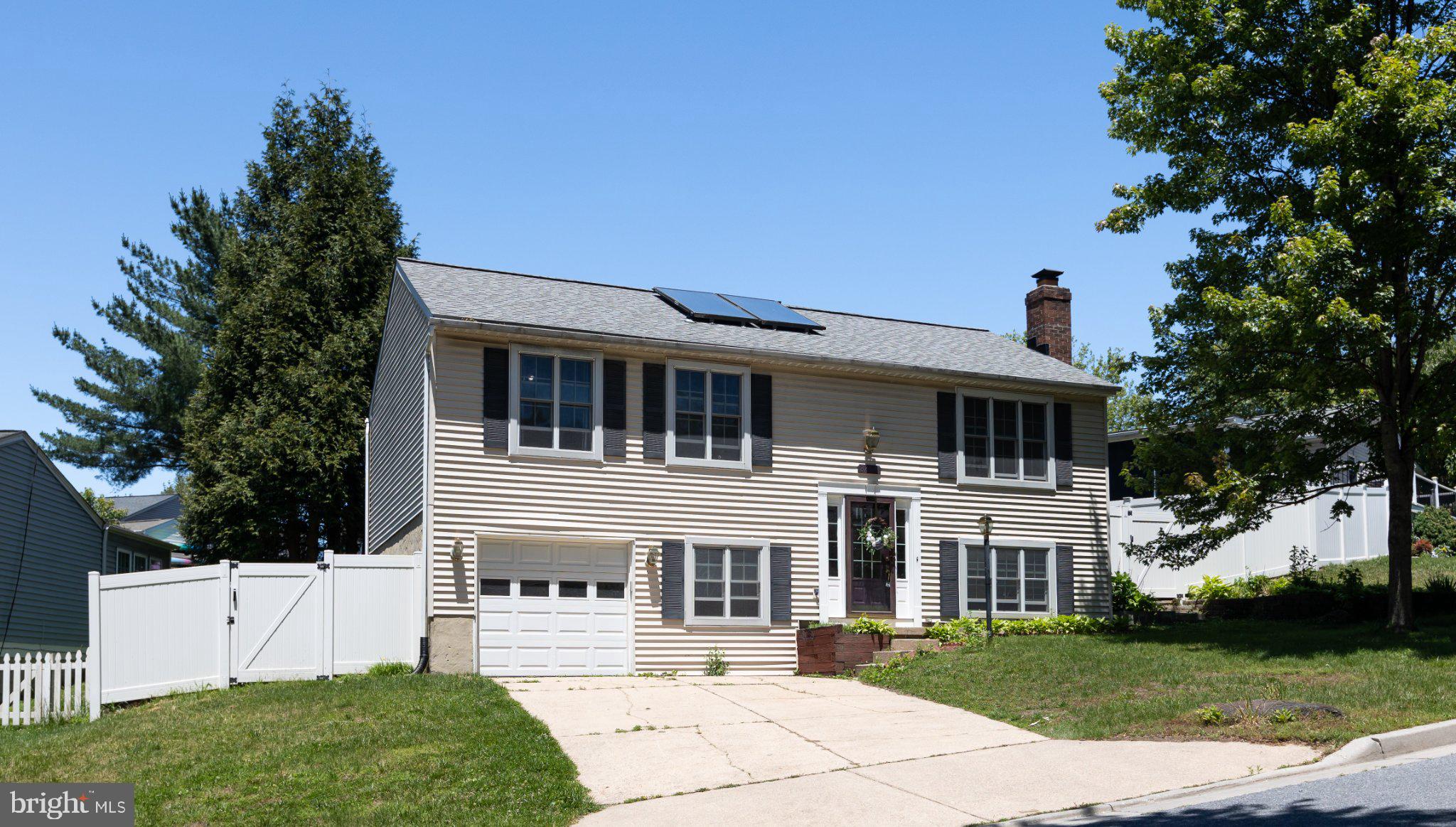 3613 Rusty Rim Ellicott City, MD 21043 - Photo 2 of 39 Charming home with modern solar panels.