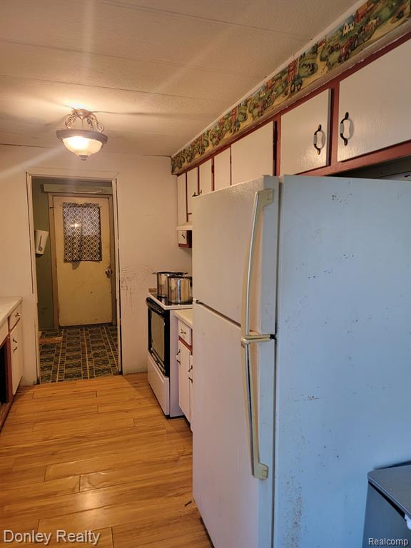 4750 West Elmwood Road Akron, MI 48701 - Photo 3 of 12