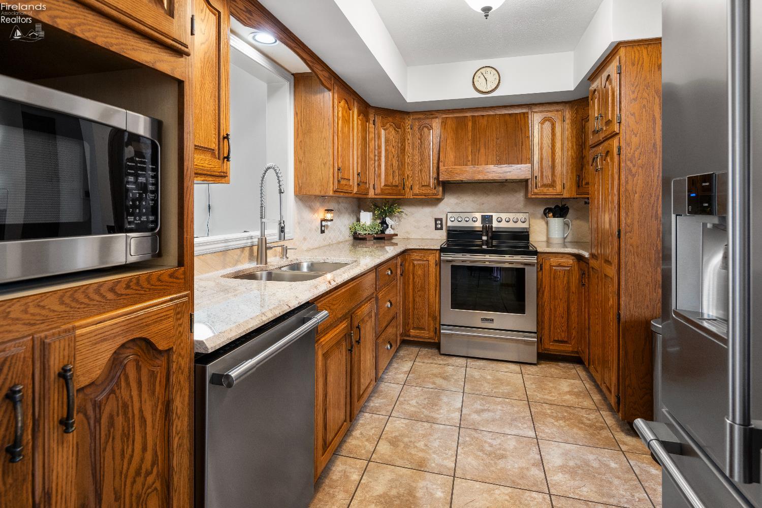 655 South Tiffin Road Port Clinton, OH 43452 - Photo 11 of 44 Gallery Image 11