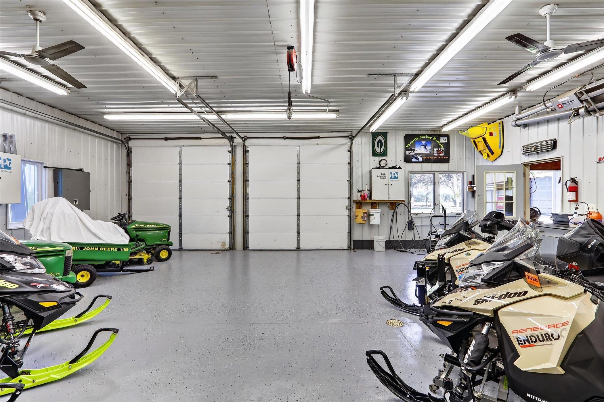 5542 East L T Townline Road Beloit, WI 53511 - Photo 43 of 55