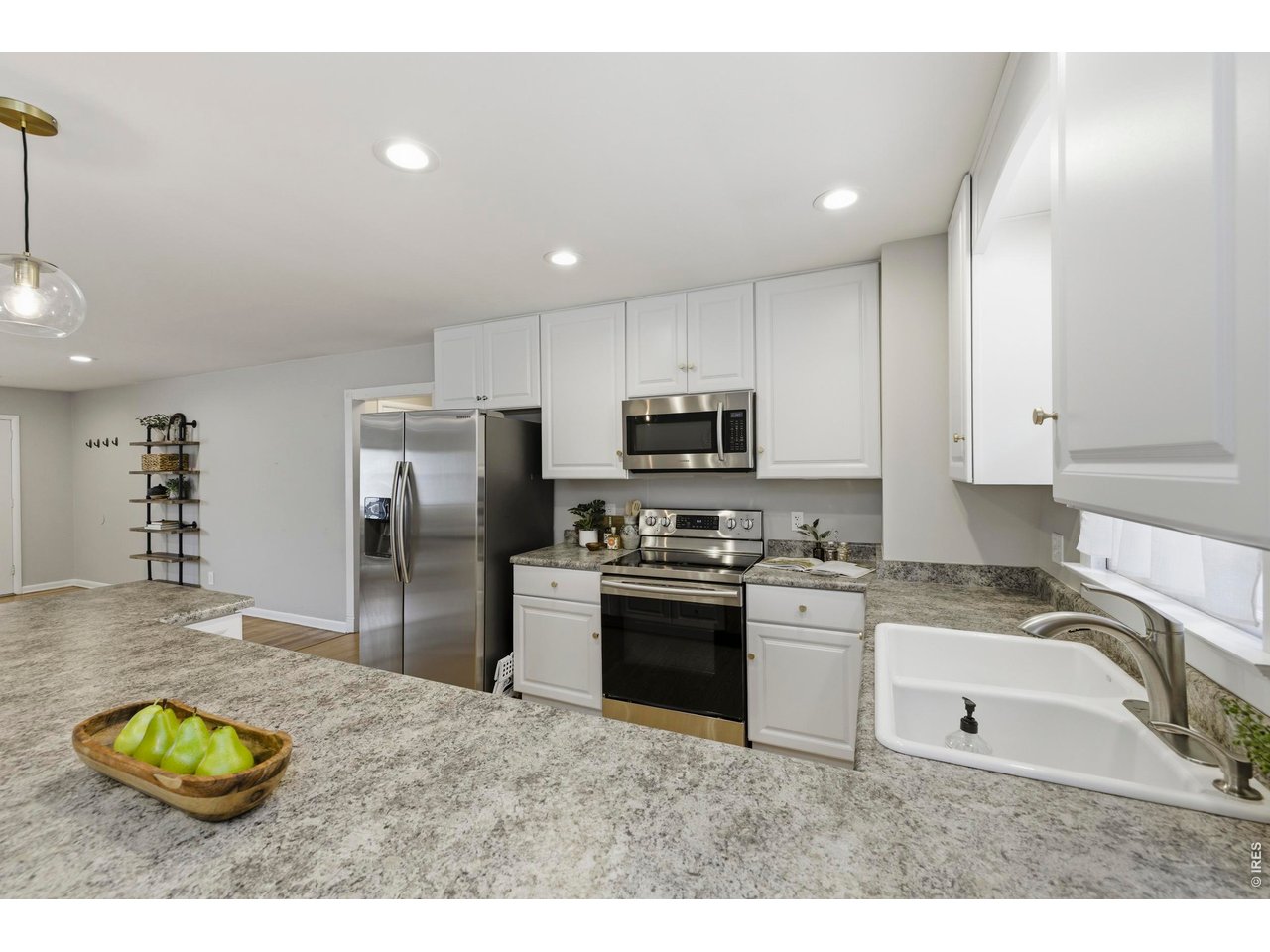 1032 South Taft Hill Road Fort Collins, CO 80521 - Photo 11 of 40 Kitchen