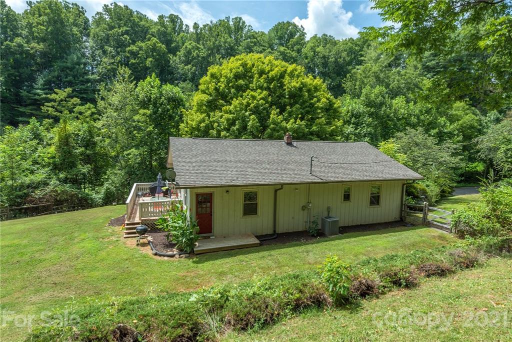 356 Buckner Branch Road Mars Hill, NC 28754 - Photo 4 of 45 Gallery Image 4