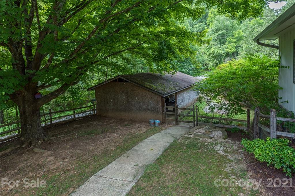 356 Buckner Branch Road Mars Hill, NC 28754 - Photo 39 of 45 Gallery Image 39