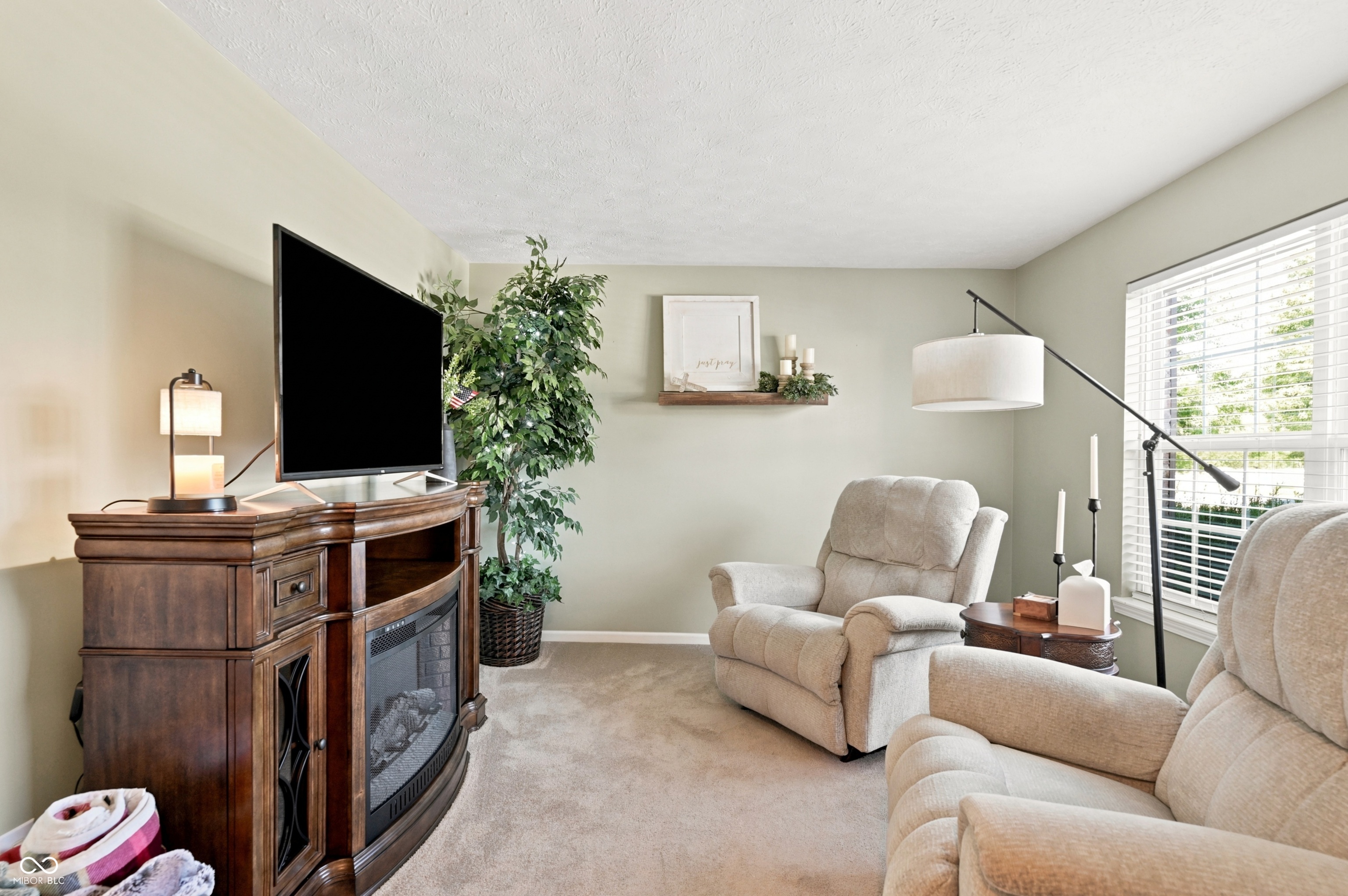 5435 Reston Drive Plainfield, IN 46168 - Photo 5 of 44