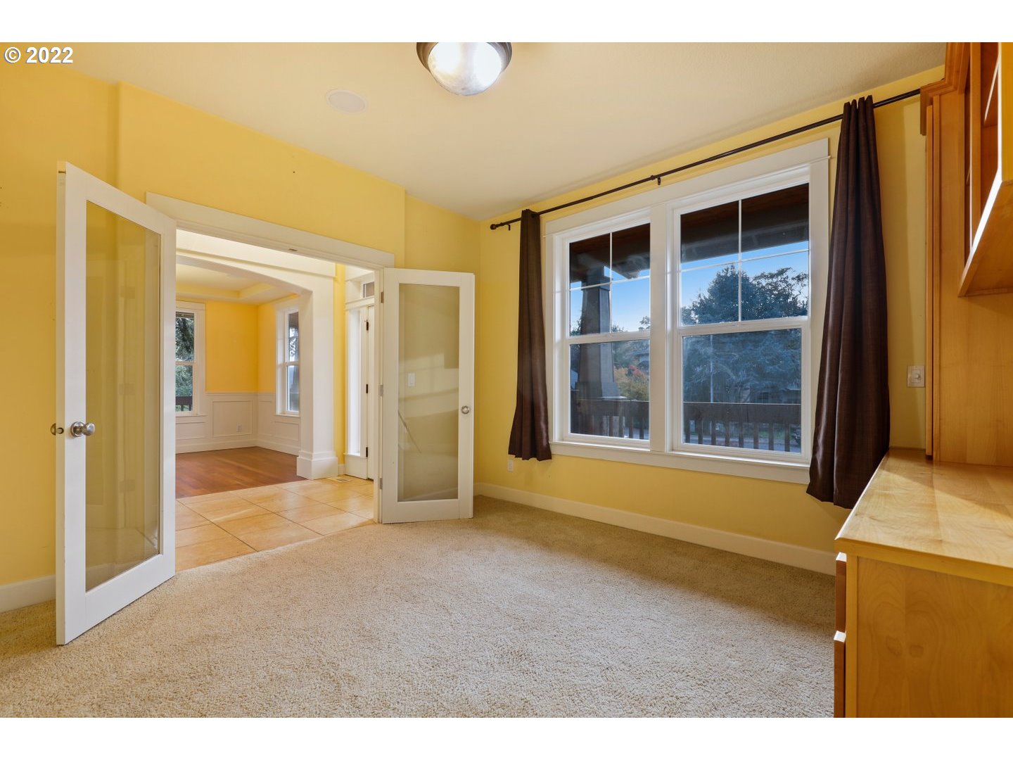 3237 Ridge Pointe Drive Forest Grove, OR 97116 - Photo 15 of 32 a view of an empty room with window