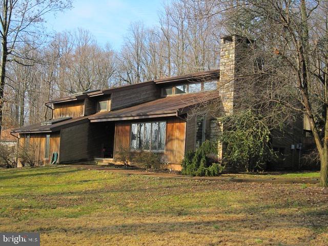 128 Adamstown Road Reinholds, PA 17569 - Photo 4 of 16 Gallery Image 4