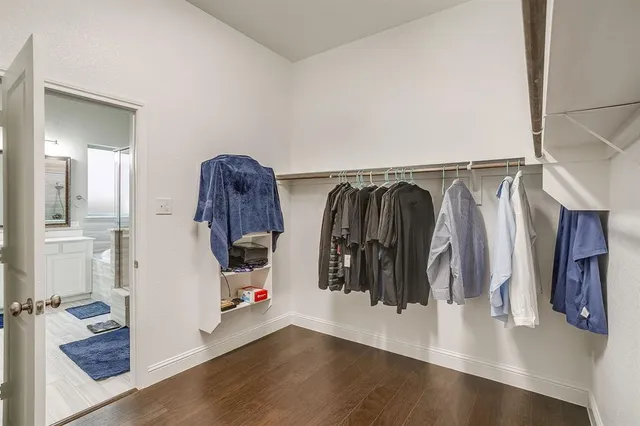 $624,000 | 2733 Stadium View Drive, Fort Worth, TX 76118