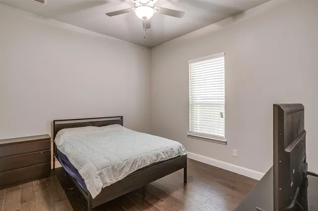 $624,000 | 2733 Stadium View Drive, Fort Worth, TX 76118