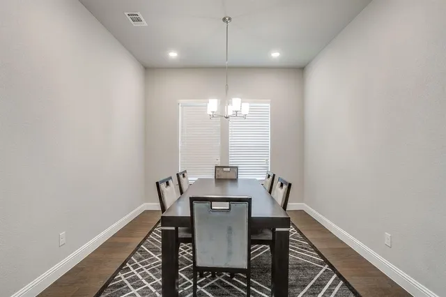 $624,000 | 2733 Stadium View Drive, Fort Worth, TX 76118