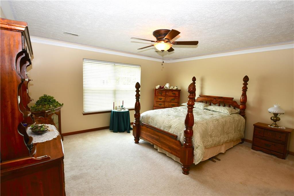 13073 Britton Ridge Fishers, IN 46038 - Photo 9 of 13 Gallery Image 9