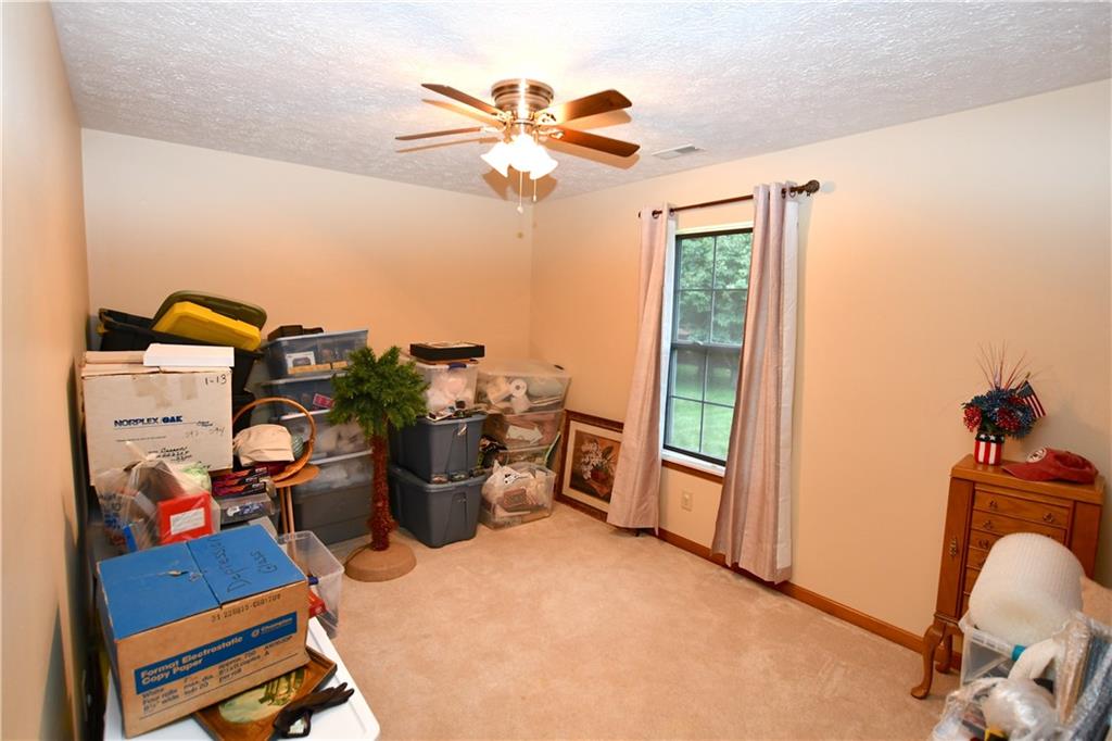 13073 Britton Ridge Fishers, IN 46038 - Photo 10 of 13 Gallery Image 10