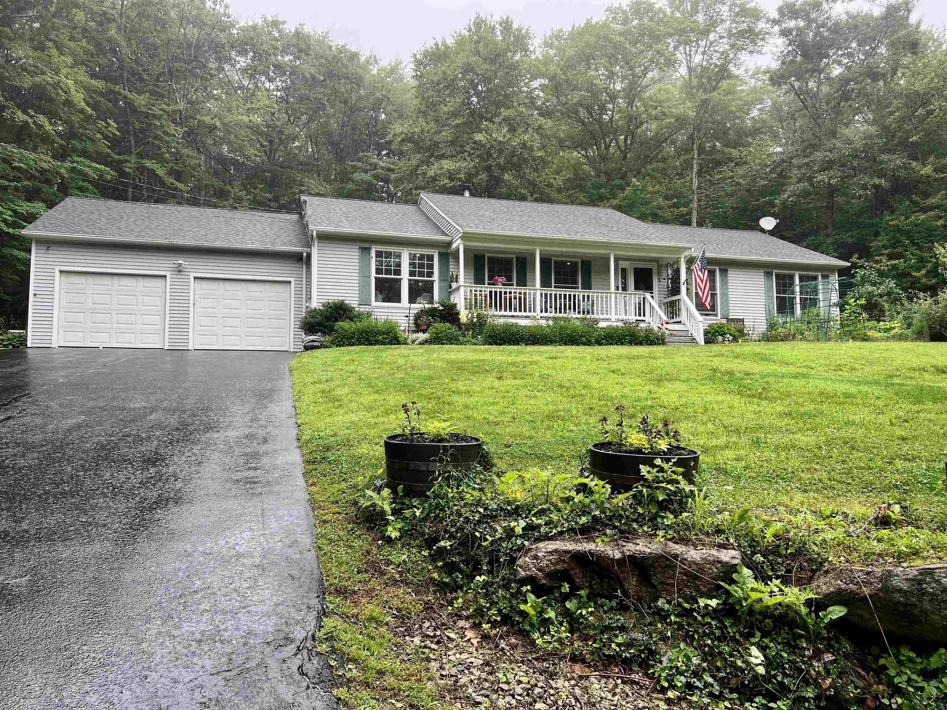 898 Province Road Strafford, NH 03884 - Photo 1 of 39 Gallery Image 1