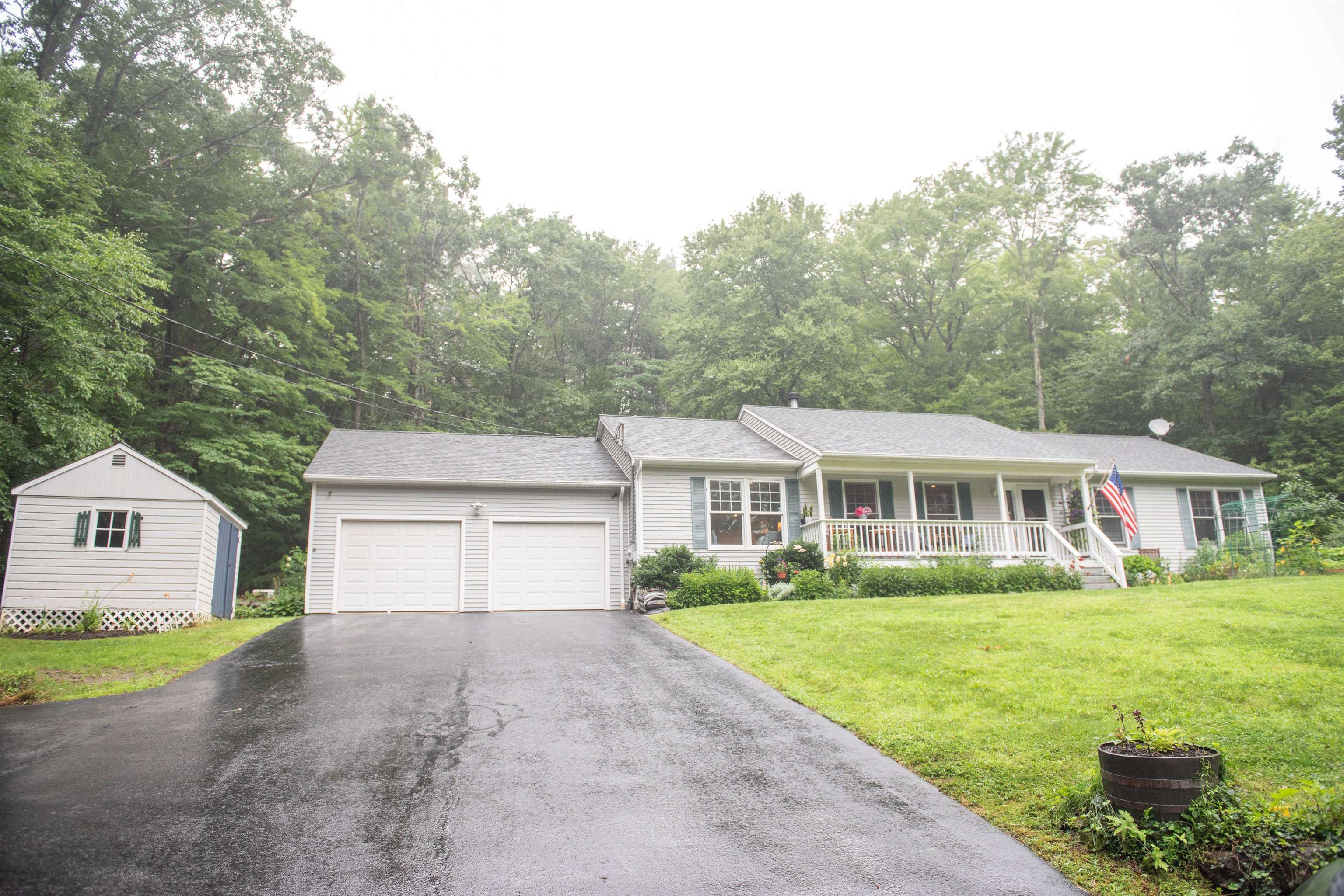 898 Province Road Strafford, NH 03884 - Photo 2 of 39 Gallery Image 2