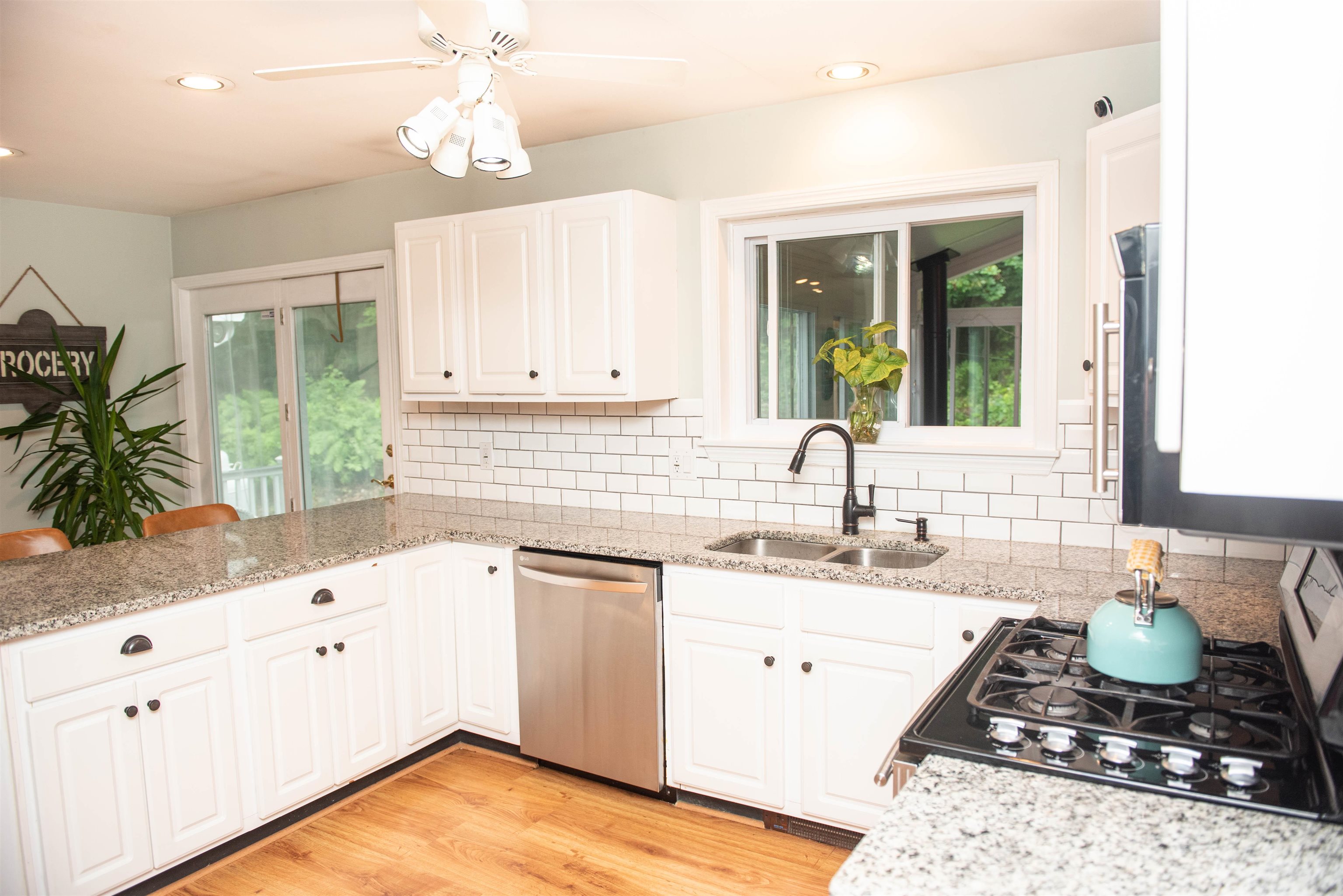 898 Province Road Strafford, NH 03884 - Photo 10 of 39 Gallery Image 10