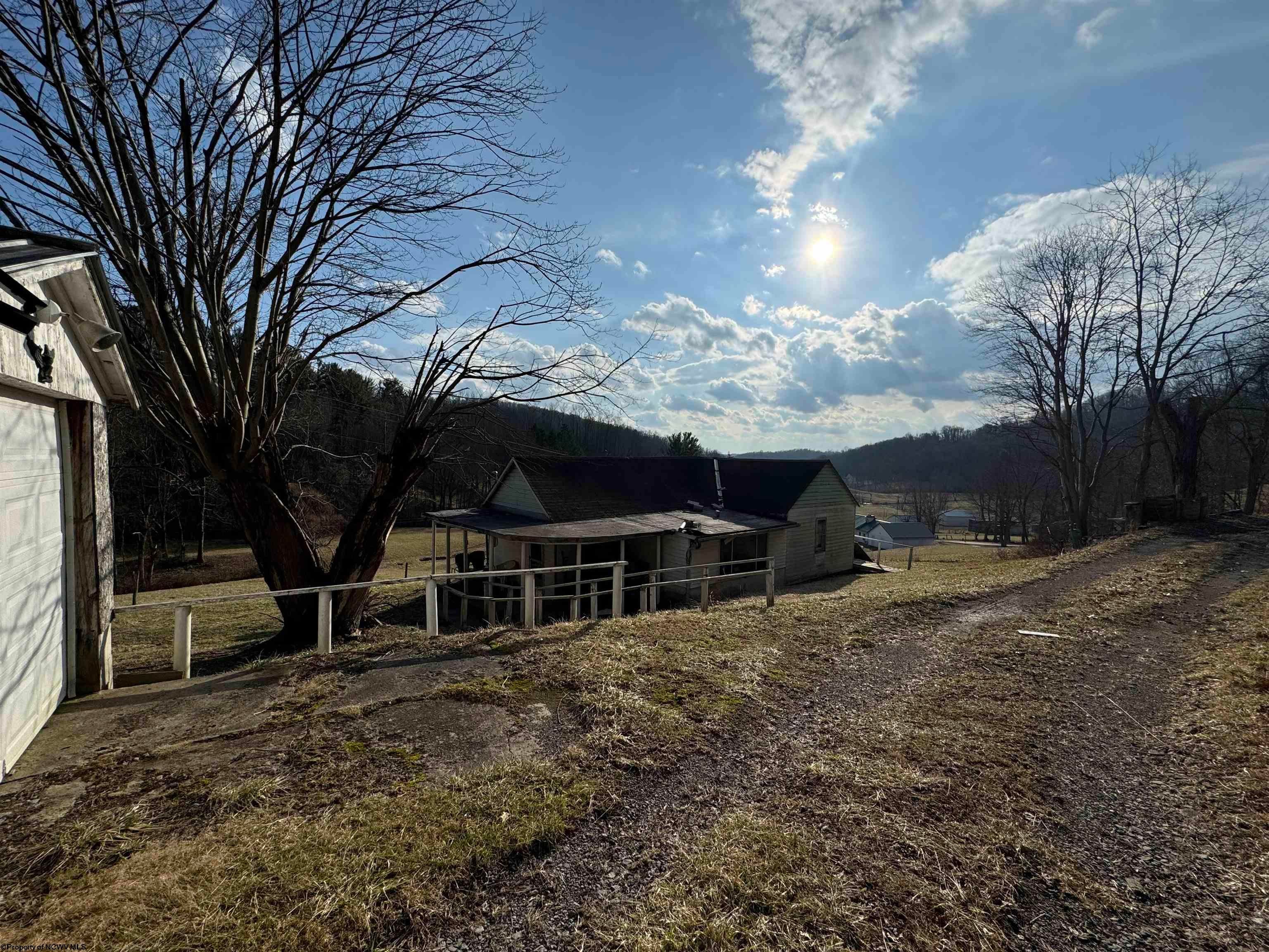 1790 Levels Road Fairmont, WV 26554 - Photo 4 of 5 Gallery Image 4