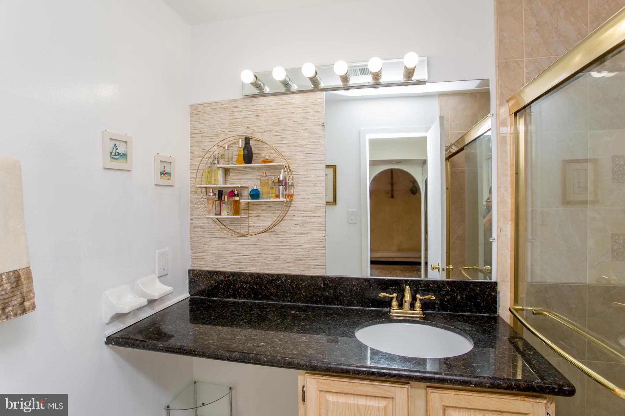 48 Bonnie Gellman Court, Unit B48 Philadelphia, PA 19114 - Photo 37 of 70