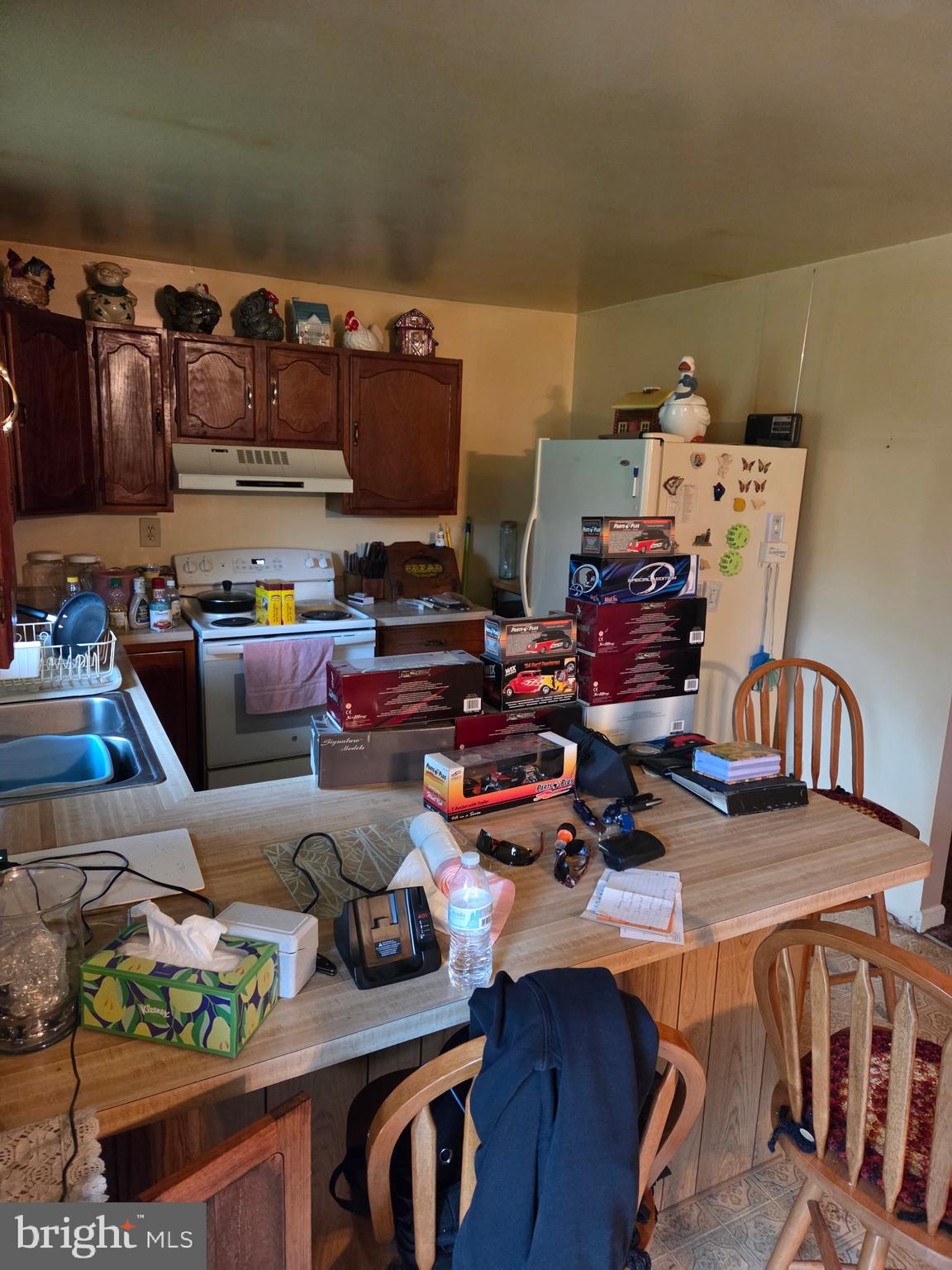 4942 Elizabethtown Road Manheim, PA 17545 - Photo 7 of 23 a view of a workspace with furniture