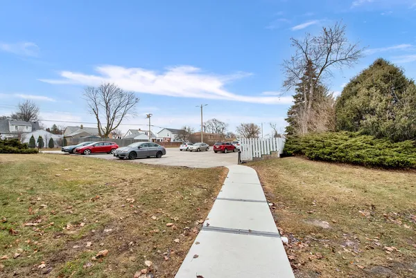 $129,900 | 3239 South 58th Street, Unit 310, Milwaukee, WI 53219