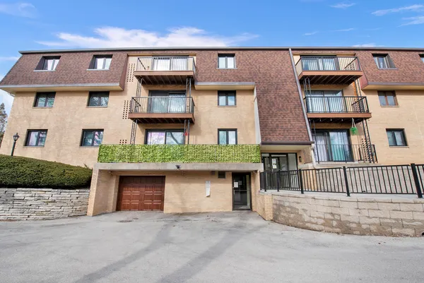 $129,900 | 3239 South 58th Street, Unit 310, Milwaukee, WI 53219