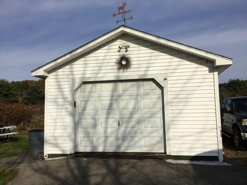 1166 River Road Orrington, ME 04474 - Photo 14 of 29 Garage 3 (Copy)