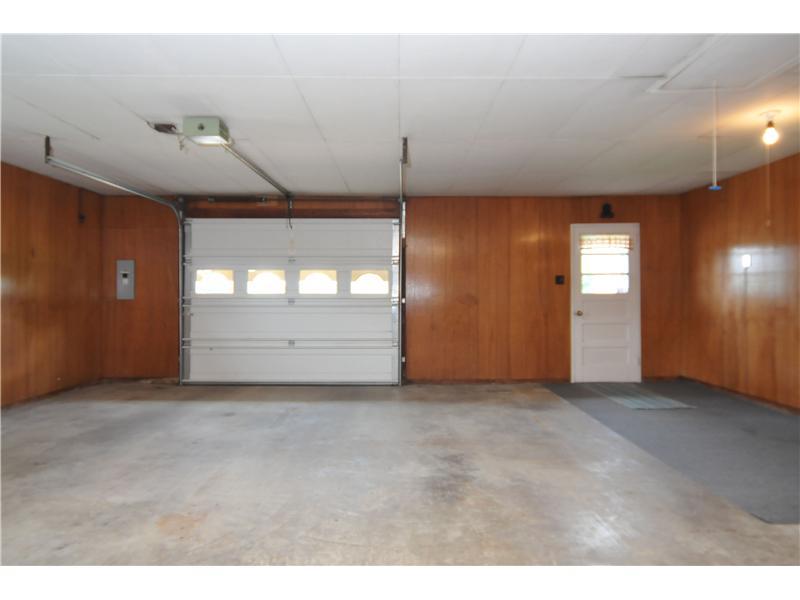 1543 Pine Run Road Rochester, PA 15074 - Photo 14 of 19 Parking Lot/Garage. Room Enough for Everything