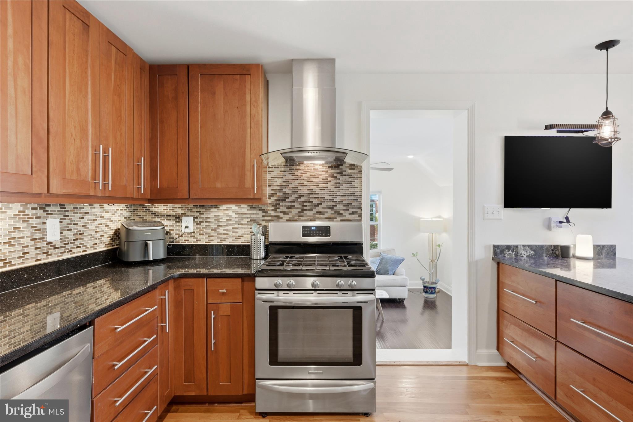 3312 Holloman Road Falls Church, VA 22042 - Photo 15 of 68 Kitchen