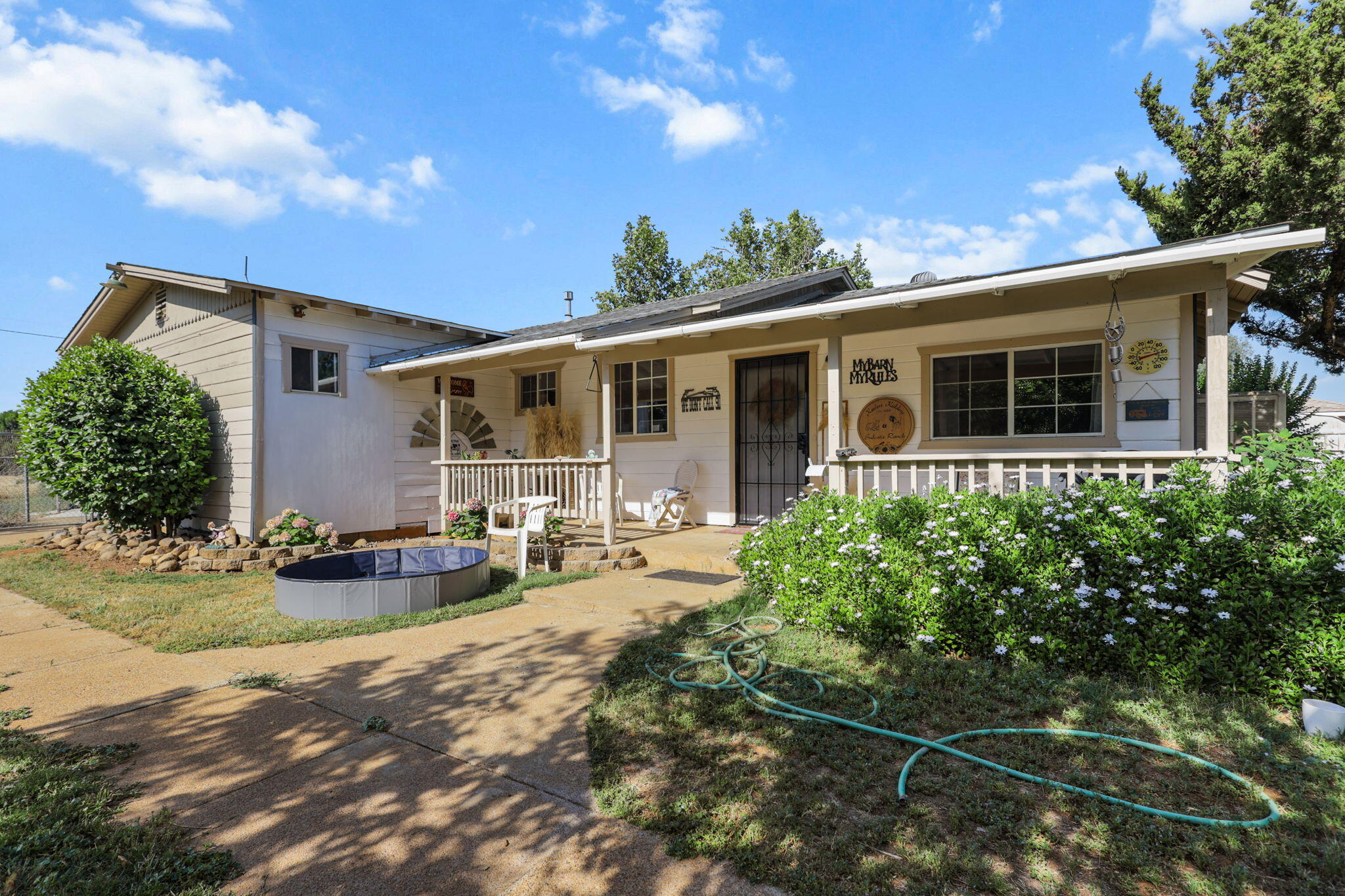 15680 Cloverdale Road Anderson, CA 96007 - Photo 18 of 27 Front of Home