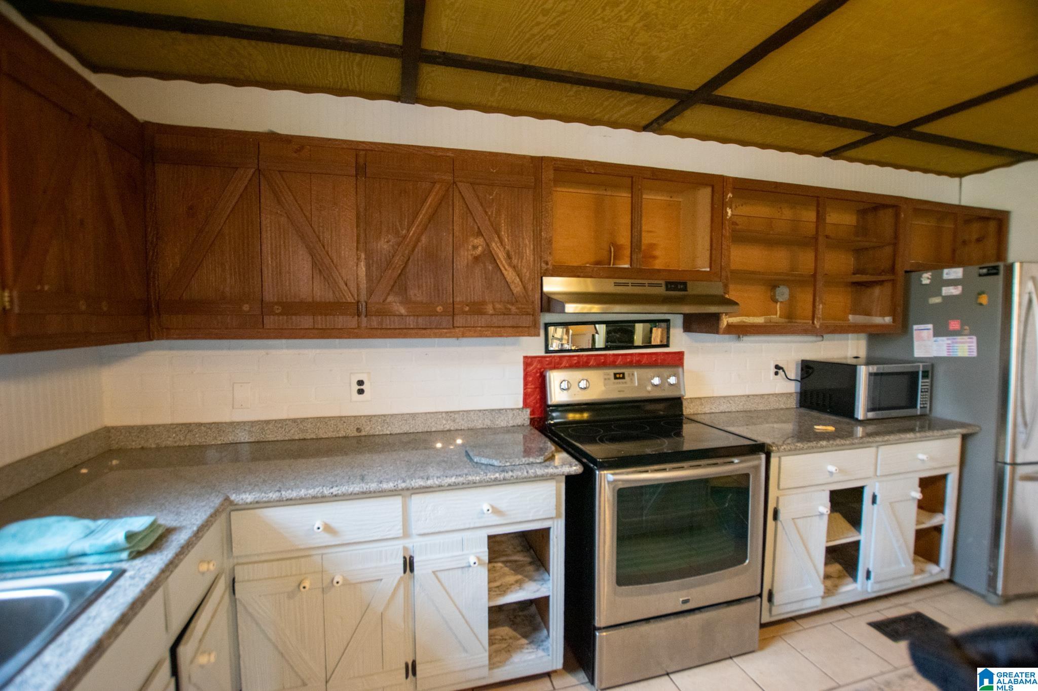 543 Young Road Remlap, AL 35133 - Photo 5 of 46