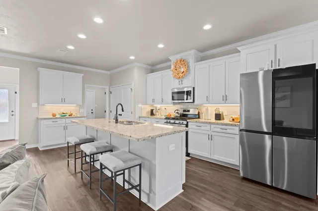 $305,000 | 2175 Willowglen Drive, Beaumont, TX 77707