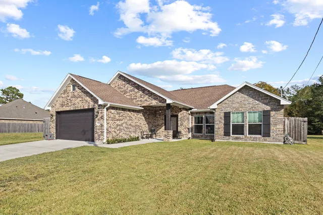 $305,000 | 2175 Willowglen Drive, Beaumont, TX 77707