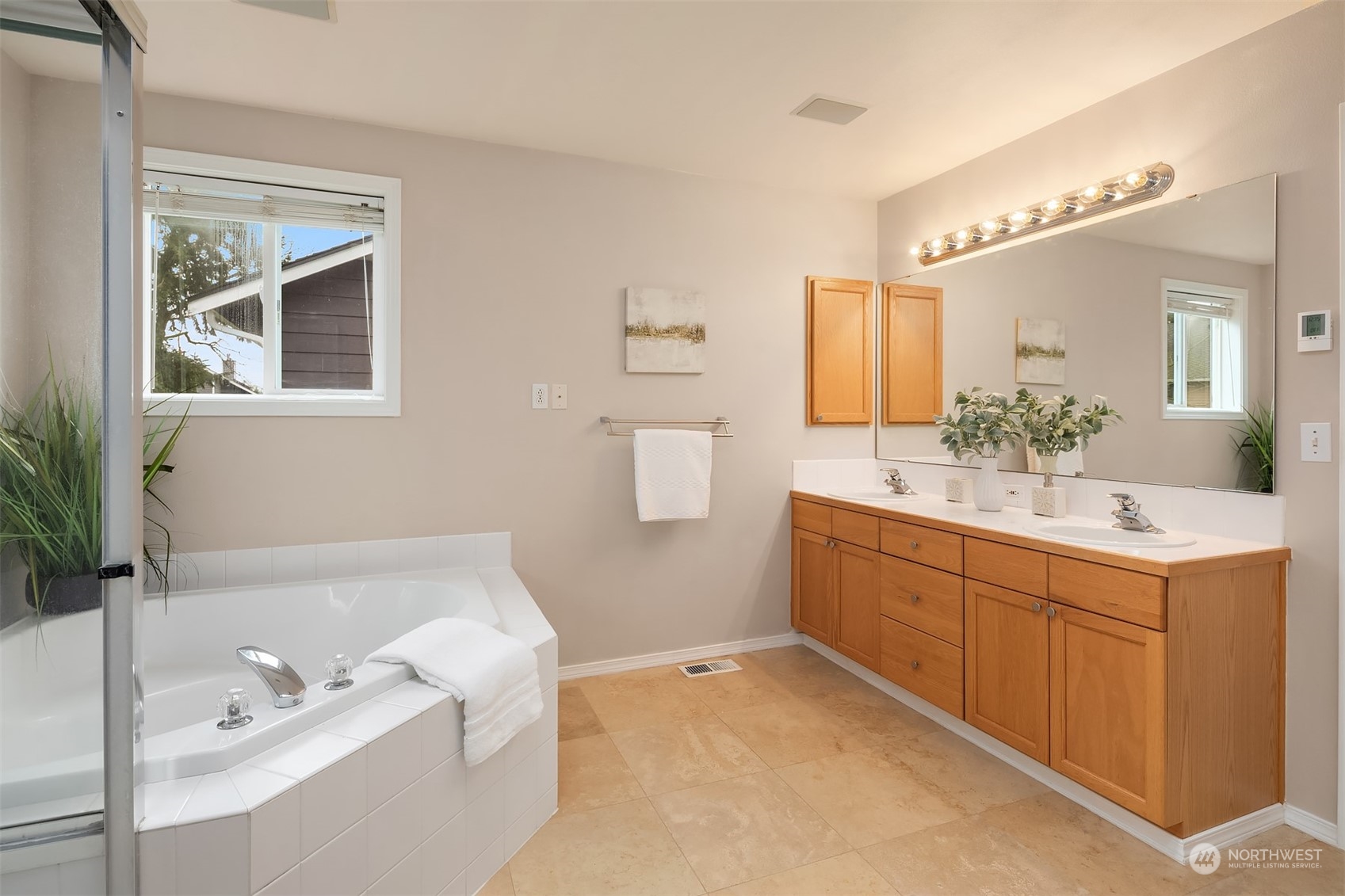 4706 Northeast 23rd Street Renton, WA 98059 - Photo 21 of 31 Gallery Image 21