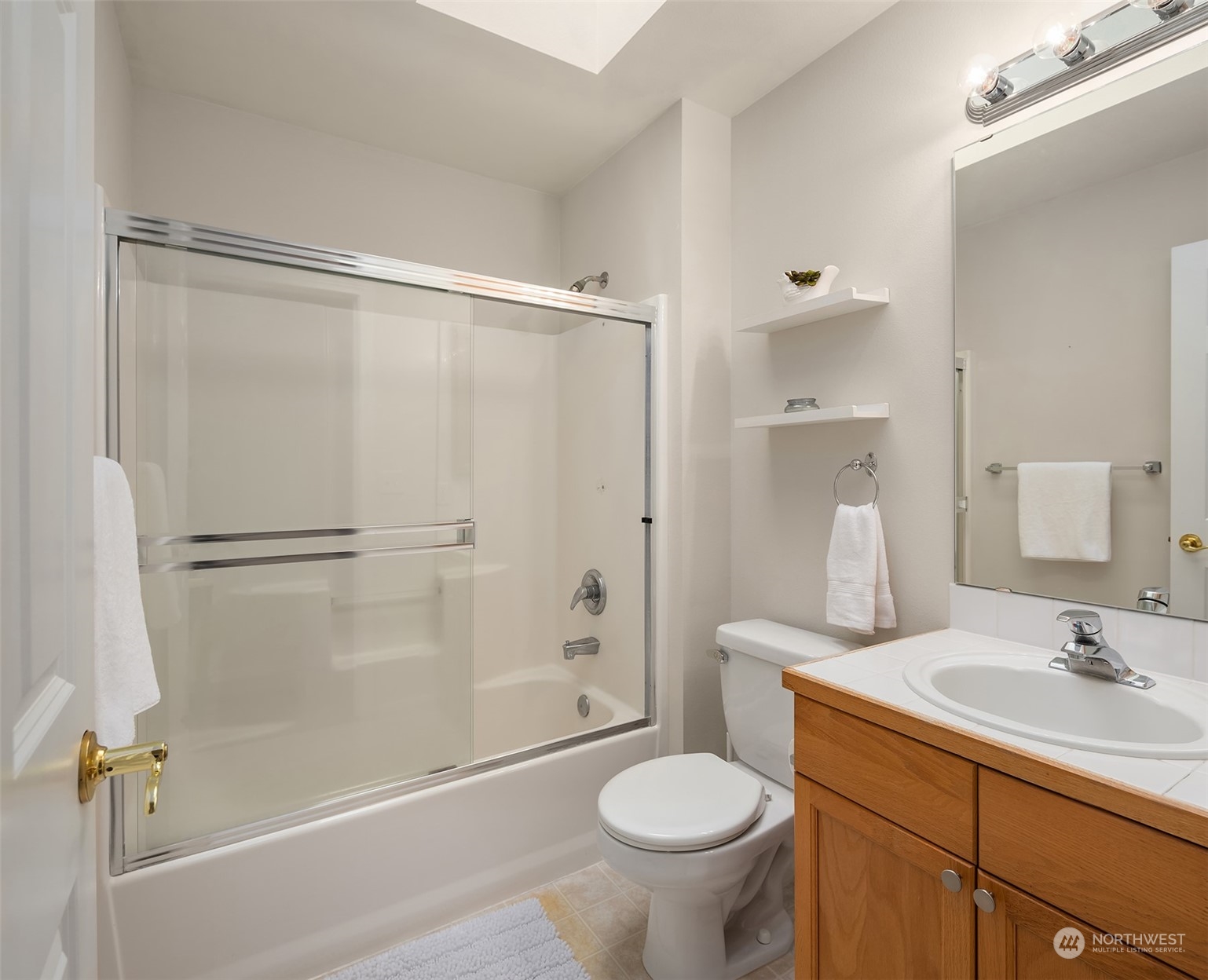 4706 Northeast 23rd Street Renton, WA 98059 - Photo 26 of 31 Gallery Image 26