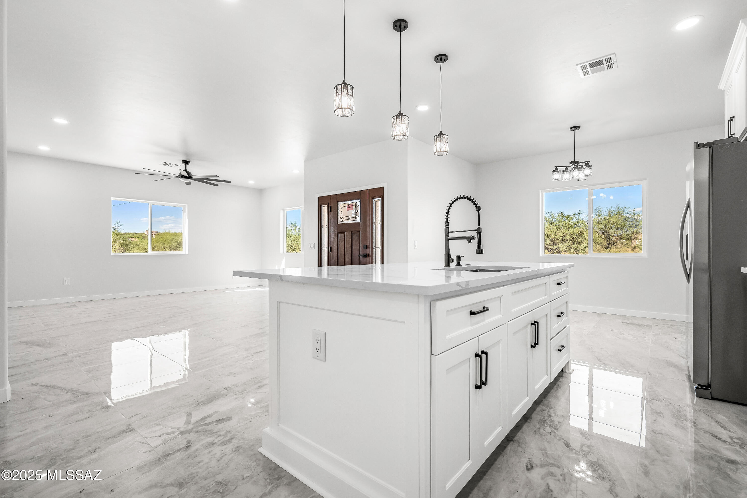 1792 Circulo Canada Rio Rico, AZ 85648 - Photo 13 of 29 Gallery Image 13