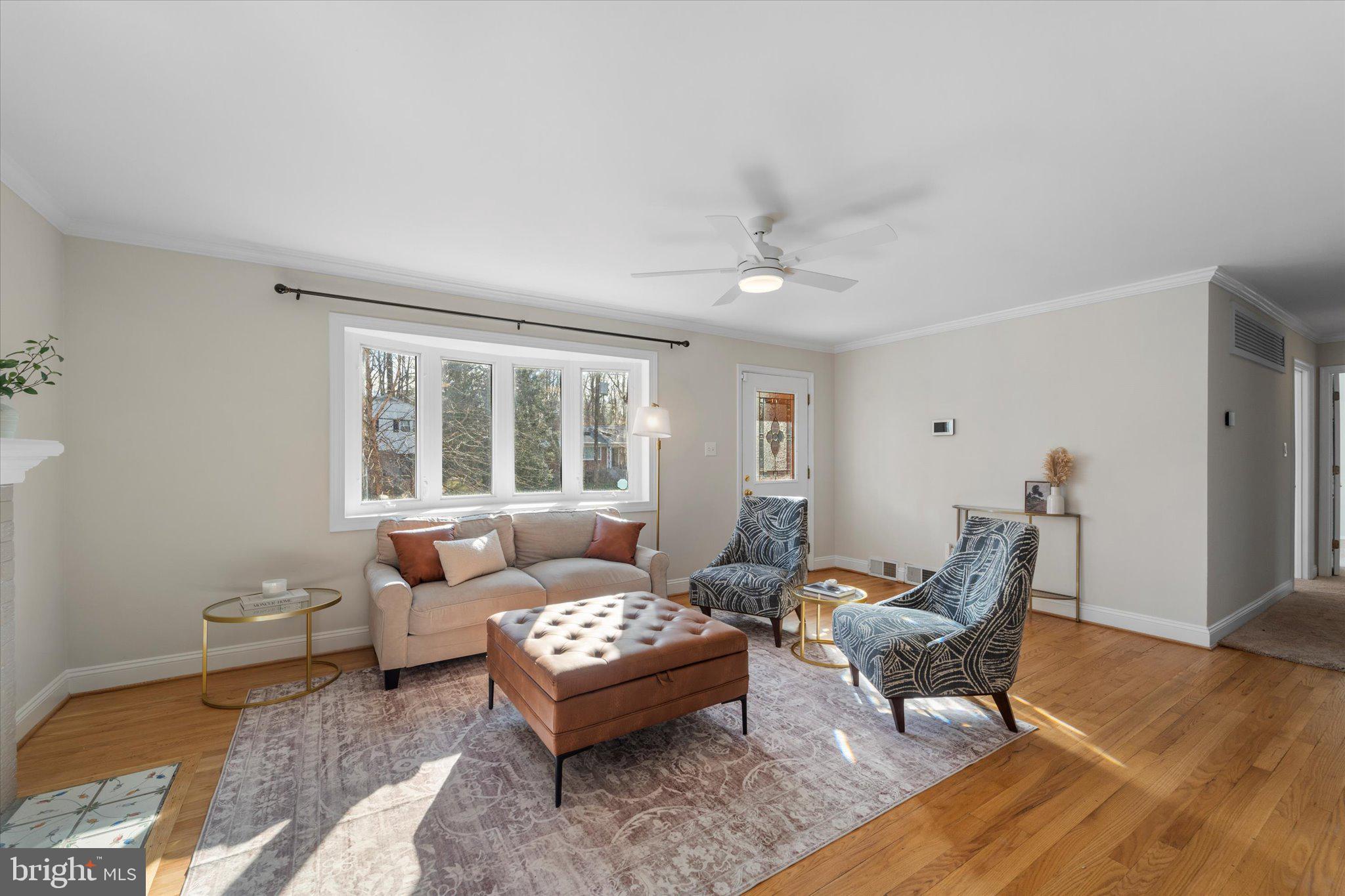 7415 Gary Street Springfield, VA 22150 - Photo 7 of 35 Gallery Image 7