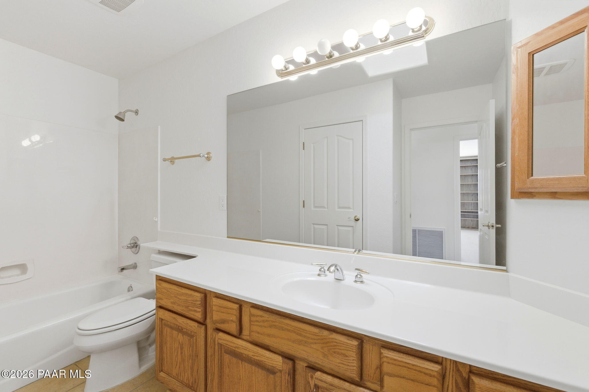 623 Wilderness Point Prescott, AZ 86303 - Photo 39 of 63 25-Bathroom 2