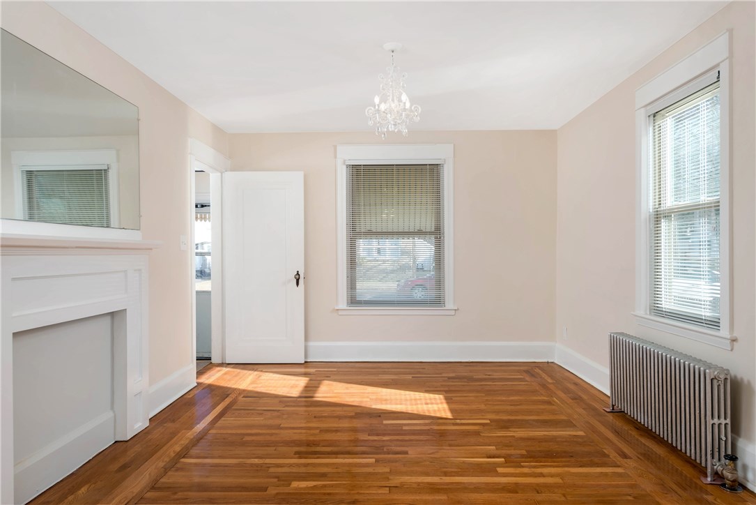 111 Edgemere Road Pawtucket, RI 02861 - Photo 9 of 22 Gallery Image 9