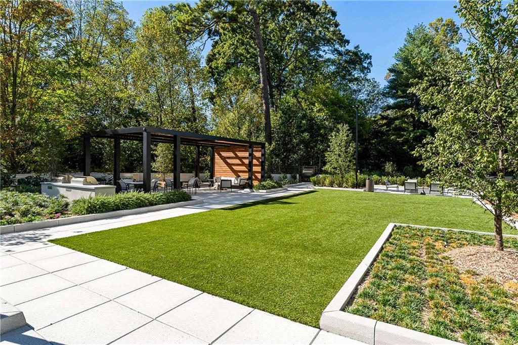2660 Peachtree Road Northwest, Unit 11E Atlanta, GA 30305 - Photo 36 of 45