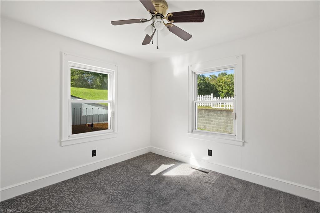 1605 Larkin Street High Point, NC 27262 - Photo 18 of 24 Gallery Image 18