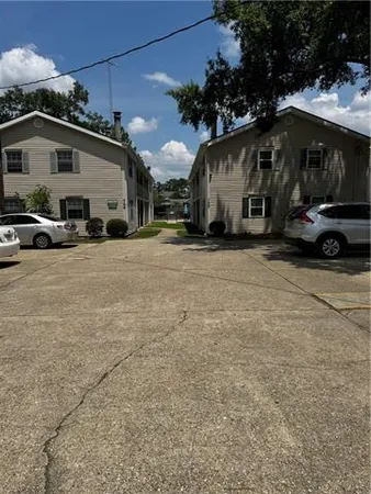 $1,350 | 725 Heavens Drive, Unit 3, Mandeville, LA 70471