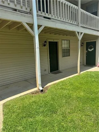 $1,350 | 725 Heavens Drive, Unit 3, Mandeville, LA 70471
