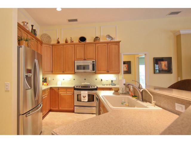 2174 Southwest Mainsail Terrace Stuart, FL 34997 - Photo 7 of 22 Gallery Image 7