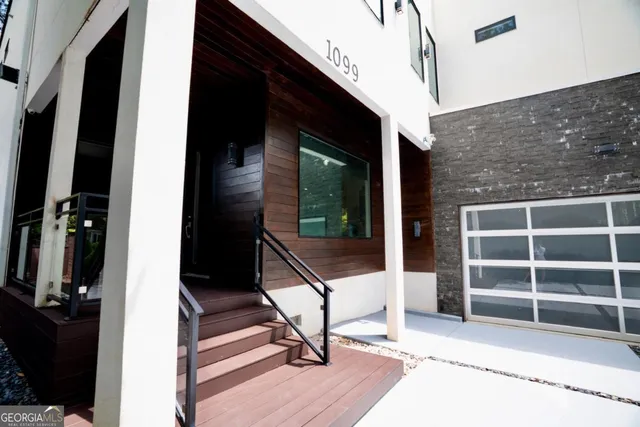 a view of an entryway