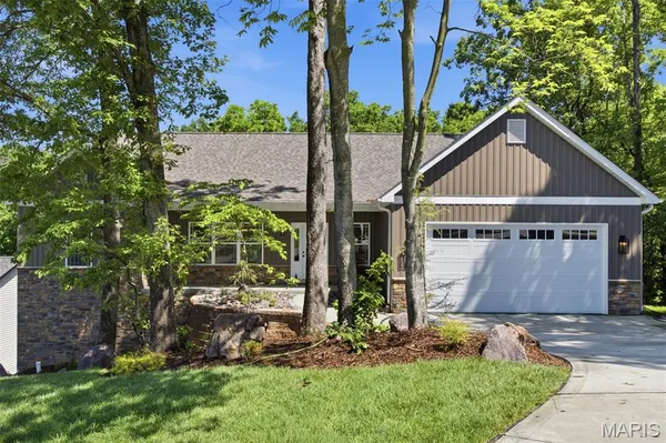$449,900 | 658 Mahogany Drive, Foristell, MO 63348