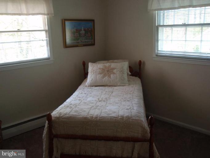 6721 Bulkley Road Lorton, VA 22079 - Photo 6 of 14 Guest bedroom