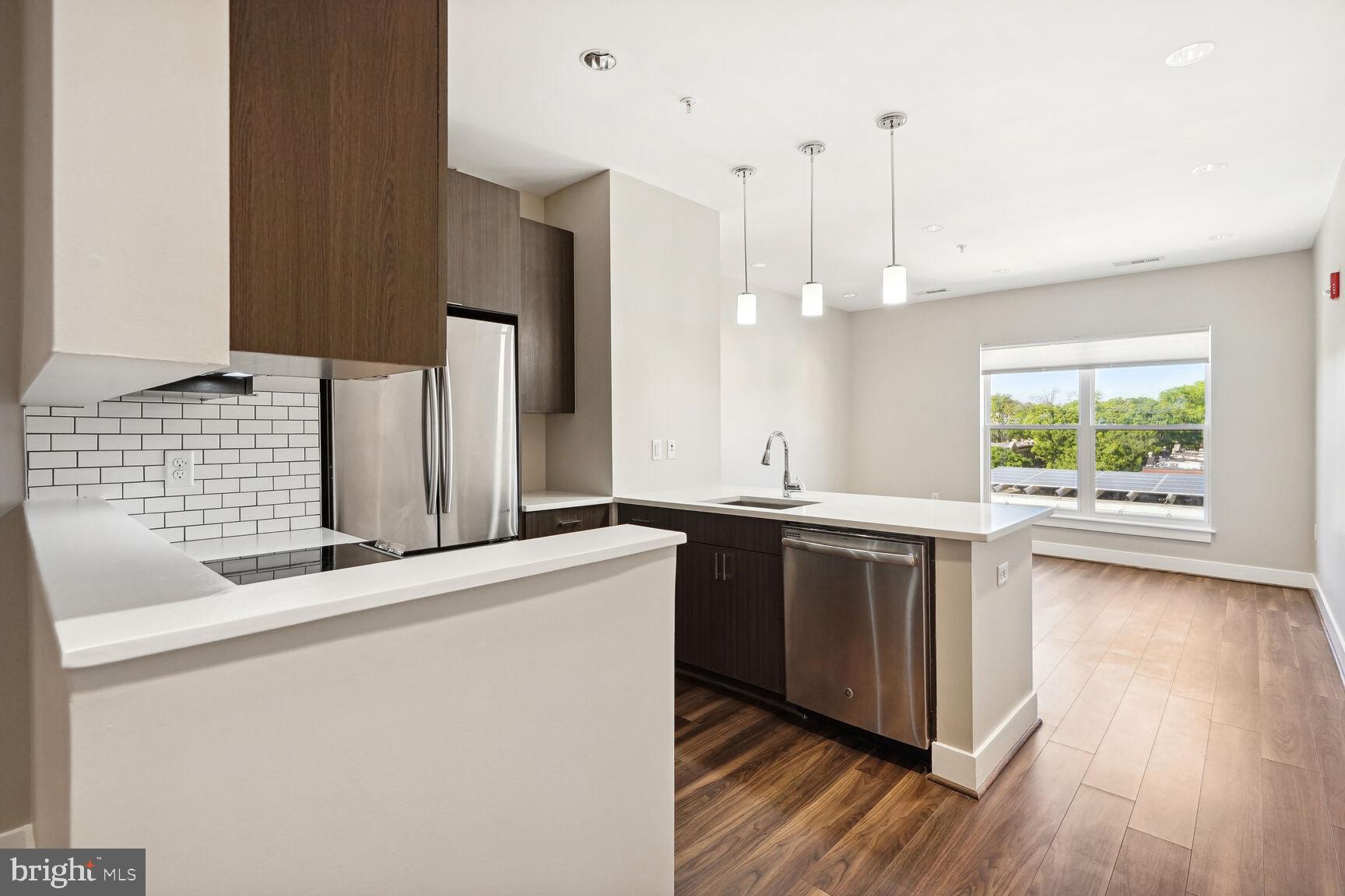 1111 Orren Street Northeast, Unit 505 Washington, DC 20002 - Photo 8 of 39