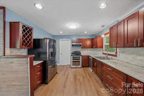 $375,000 | 107 Fox Run Drive, Fort Mill, SC 29715