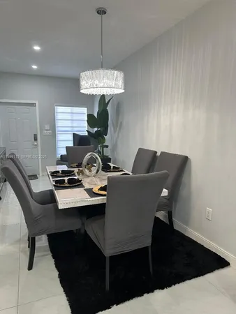 $3,800 | 7690 South Southwood Circle, Davie, FL 33328