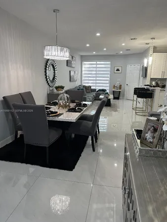 $3,800 | 7690 South Southwood Circle, Davie, FL 33328