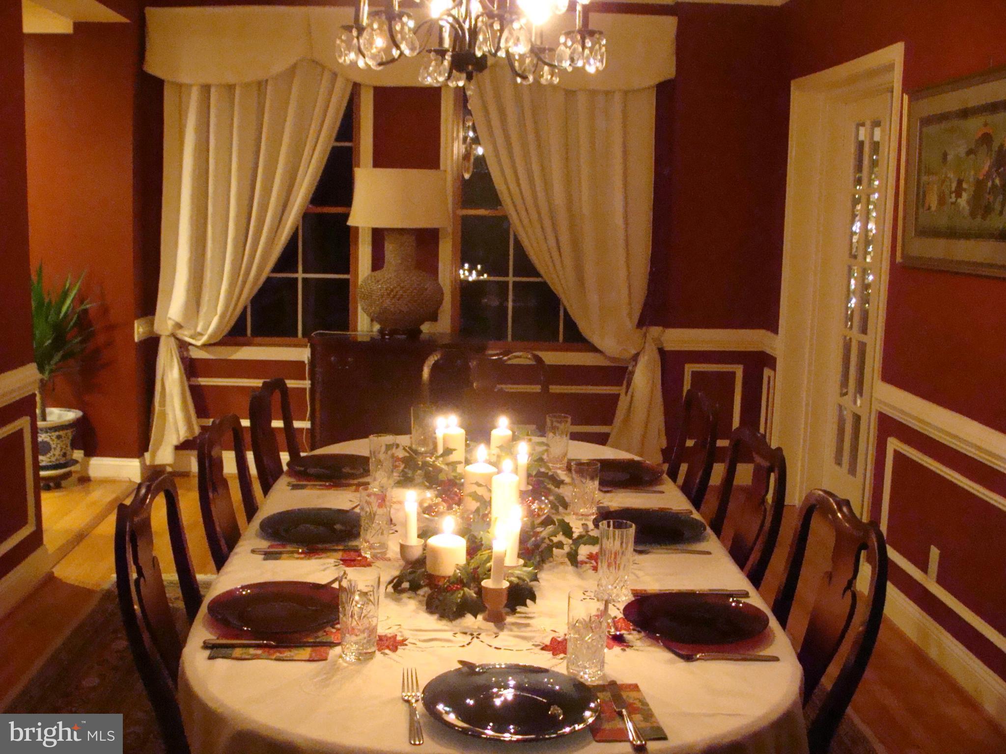 10711 Lockland Road Potomac, MD 20854 - Photo 12 of 43 Gallery Image 12