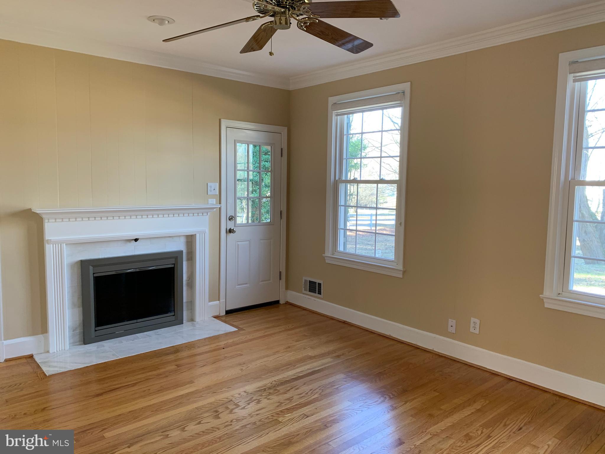 10711 Lockland Road Potomac, MD 20854 - Photo 6 of 43 Gallery Image 6